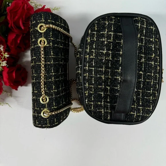 SOLD CROSSBODY & VANITY BAG SET - Picture 5 of 9